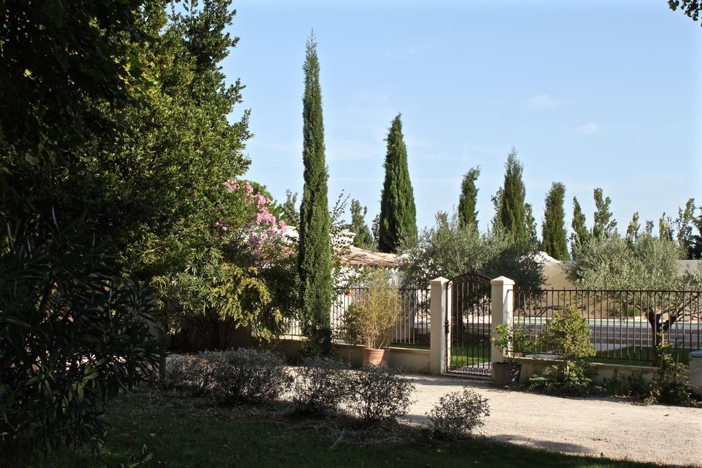 Bed and Breakfast Domaine De Fontbelle Graveson Zewnętrze zdjęcie